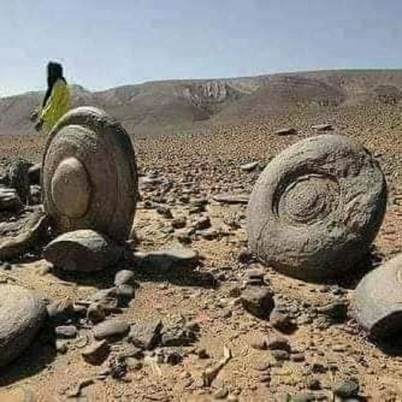 Evidence of UFOs Left on Rocks