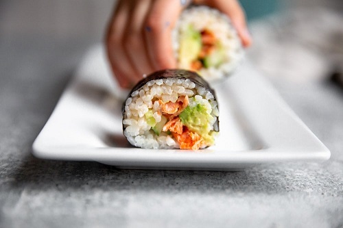 Spicy Salmon Sushi Burrito Wraps: A Flavorful Fusion of Sushi and Burrito